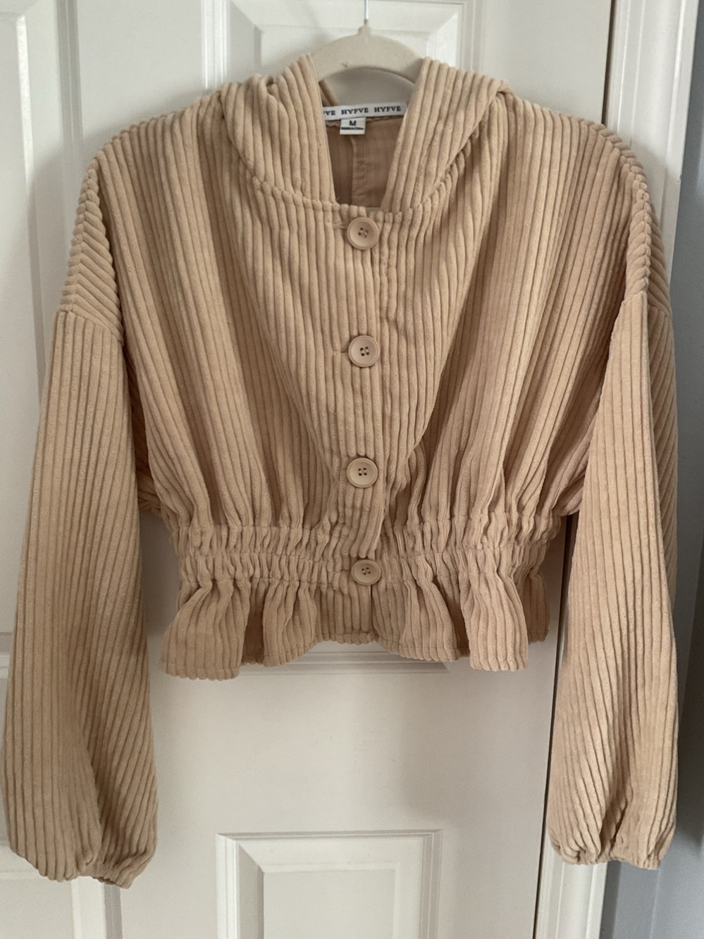 Cream Ruffled Ribbed top with hoodie